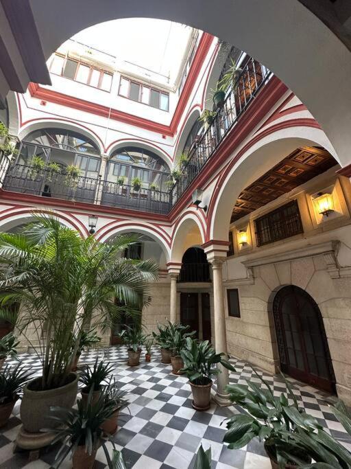 Apartamento Patio Sevillano Frente Catedral المظهر الخارجي الصورة